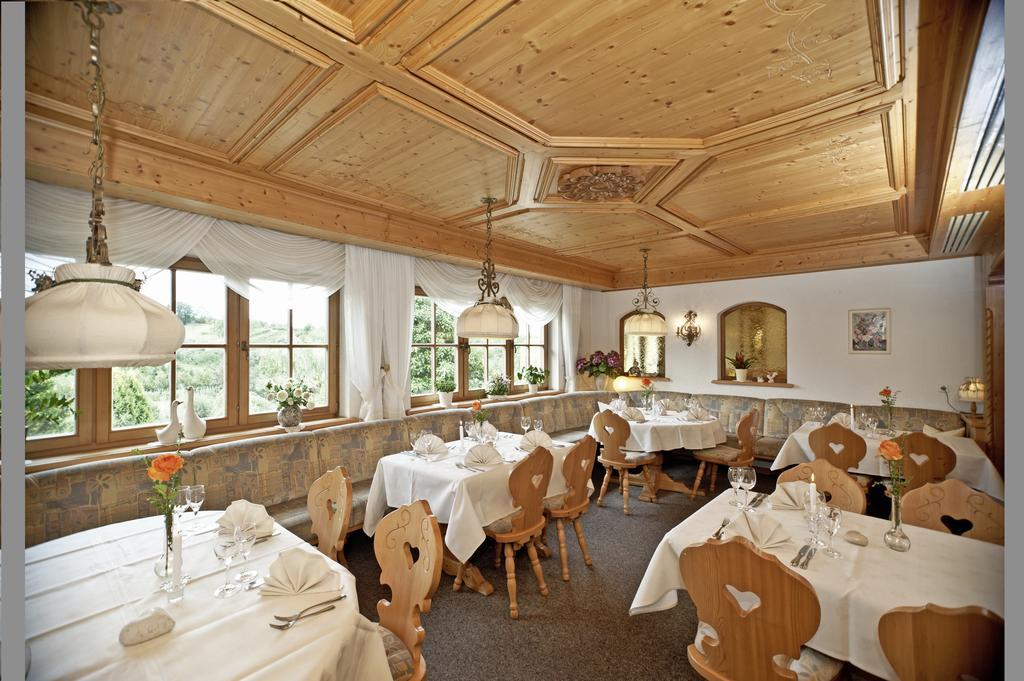 Hotel-Gasthof Rose Oberkirch  Exterior foto
